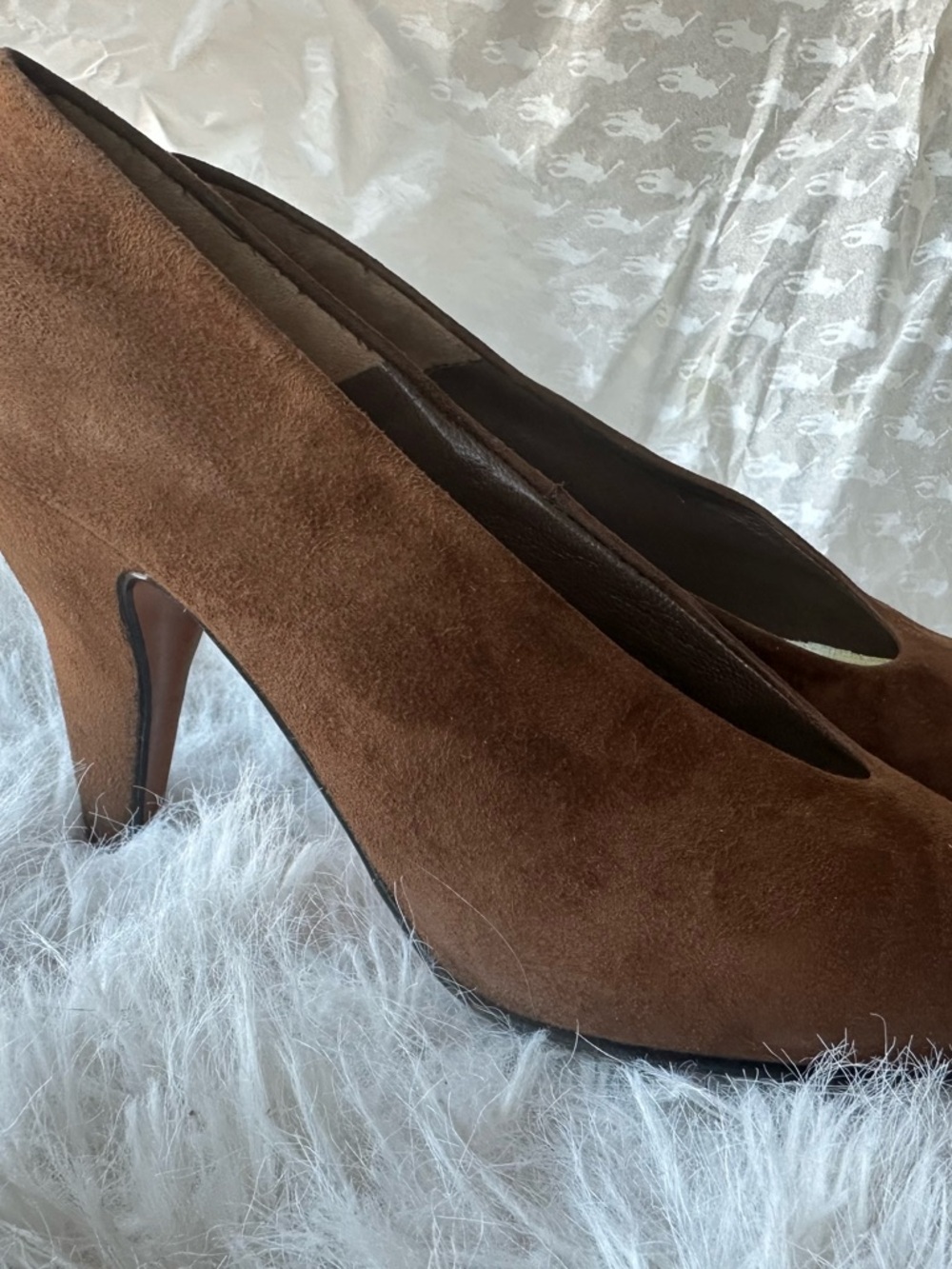 Vintage from 1998 Chestnut Brown Suede Pointed-Toe Pumps size 6 - Picture 6 of 16